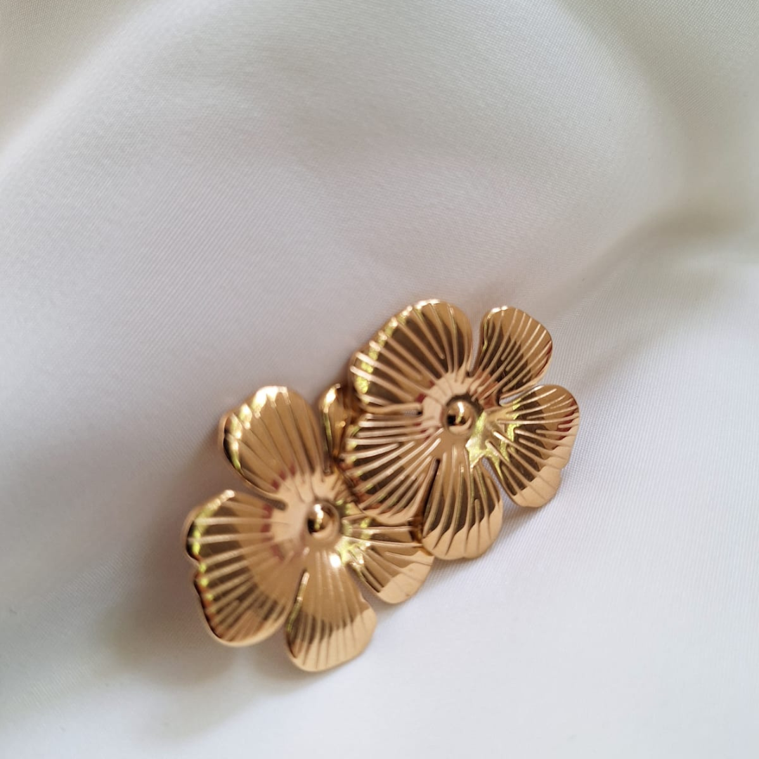 Wild Gold Flower Studs