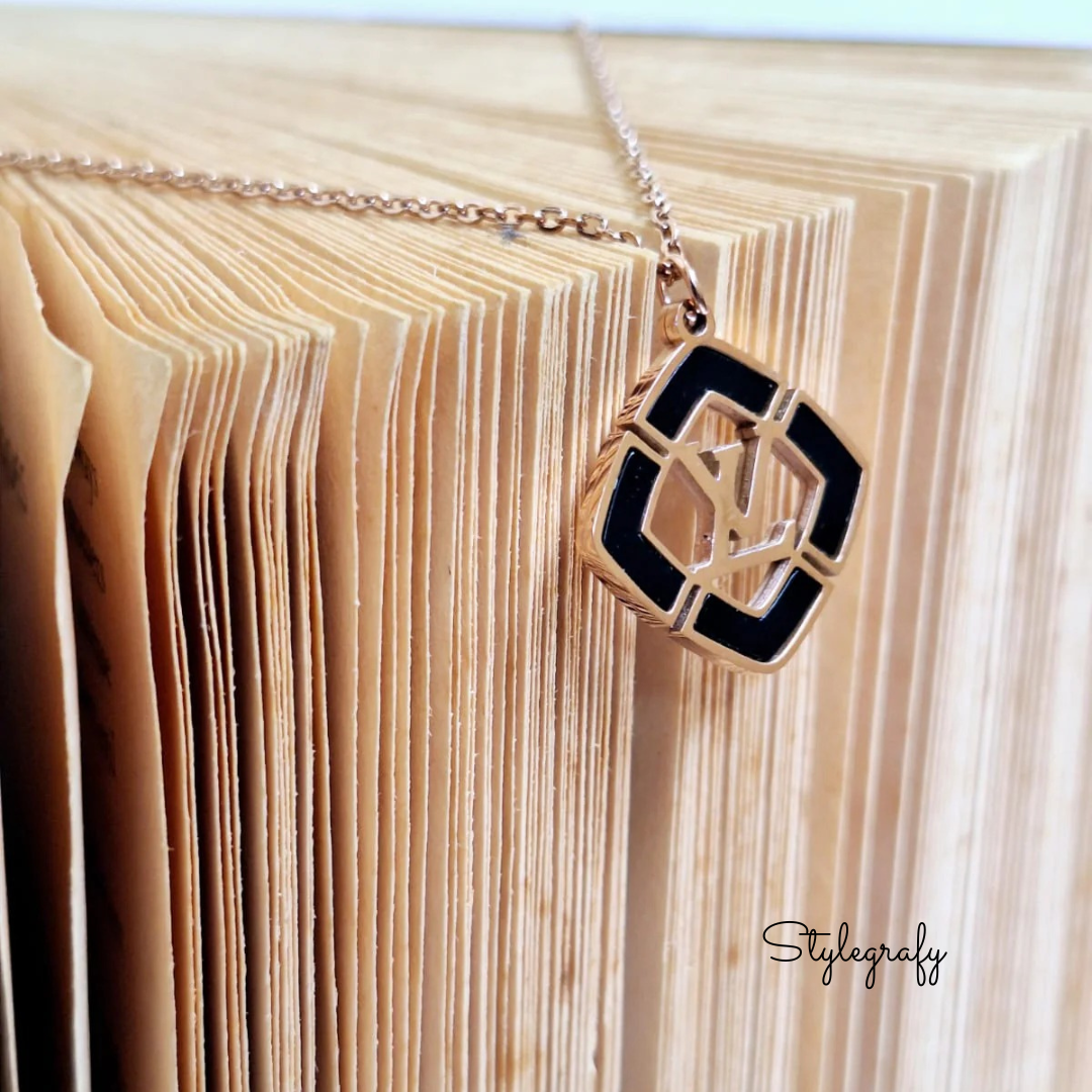 Style Game Necklace