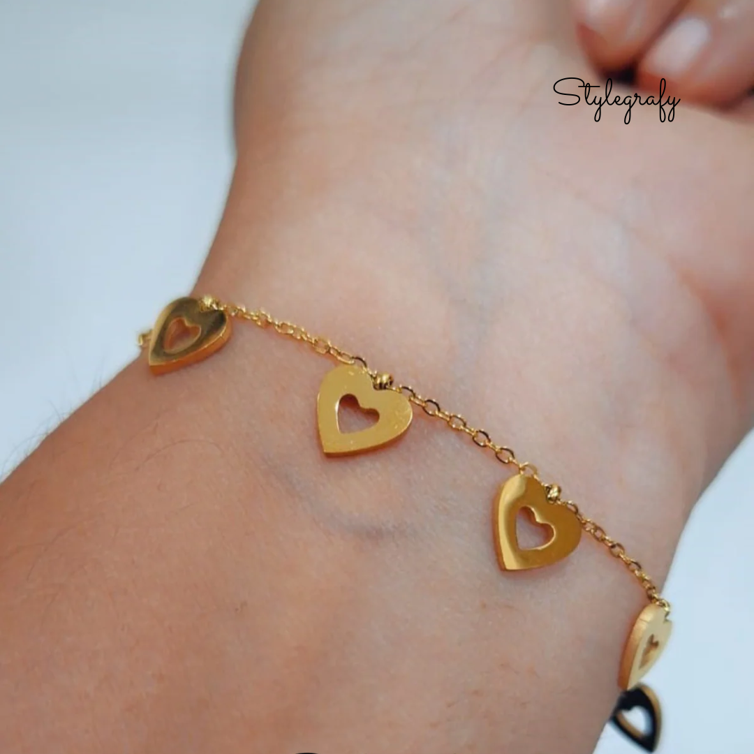 Golden Hearts Bracelet