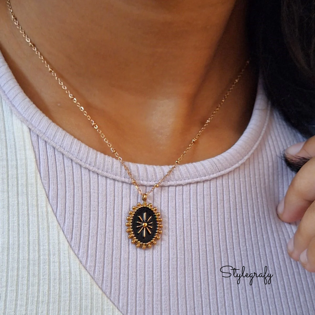 Vintage Look Necklace