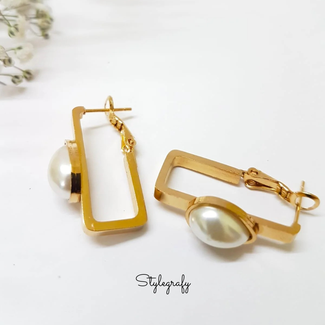 Oblong Dew Drop Earrings