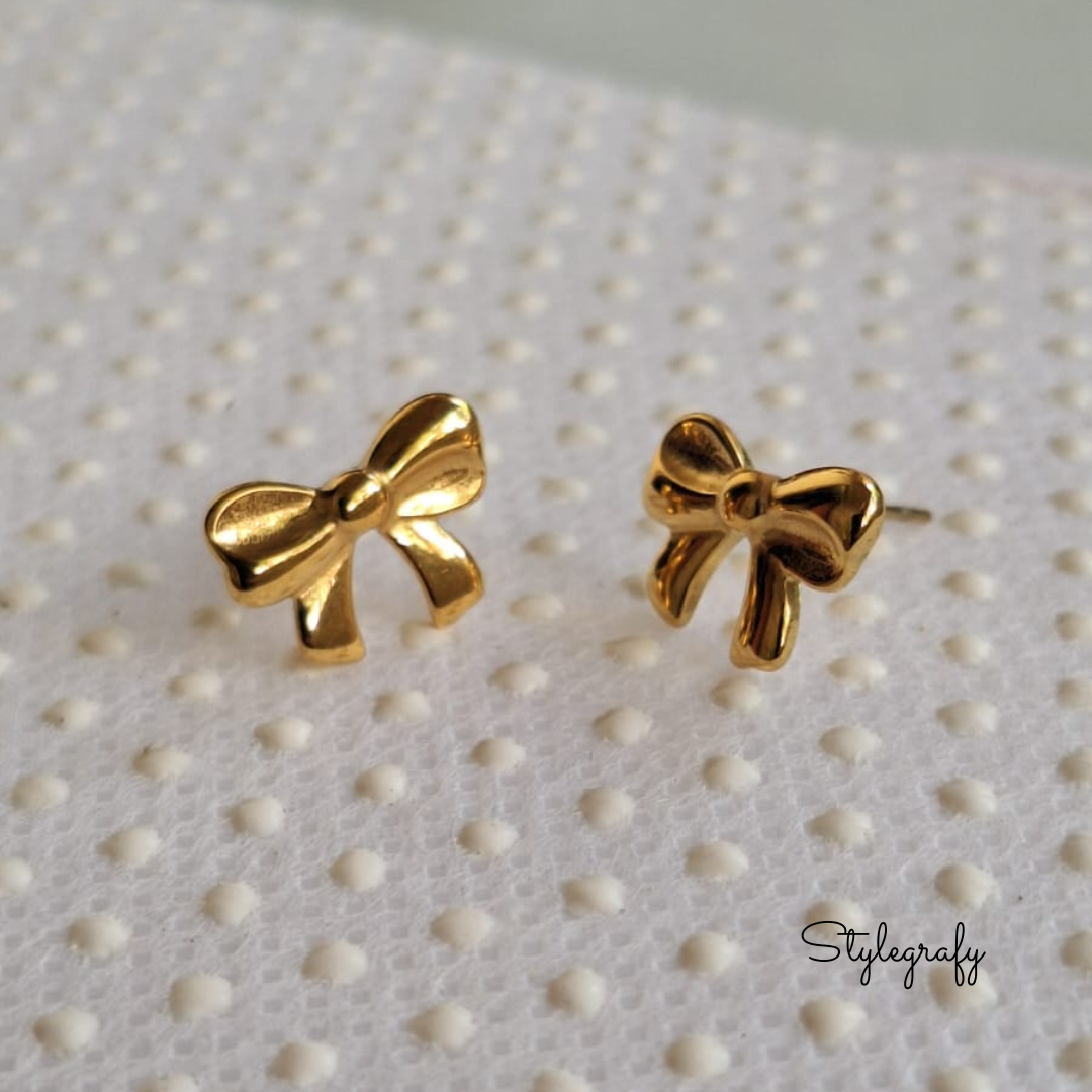 Mini Bow Studs