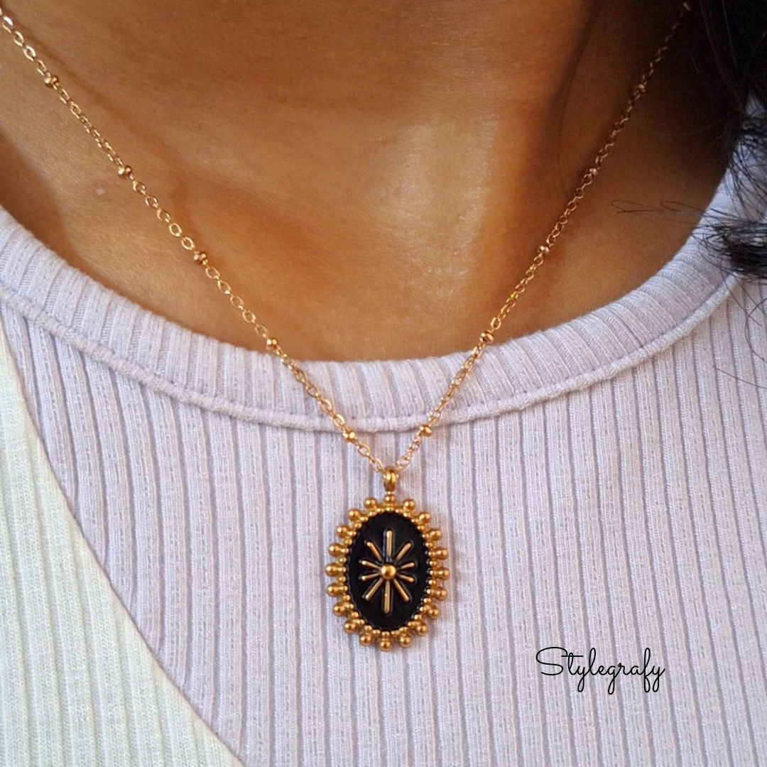 Vintage Look Necklace