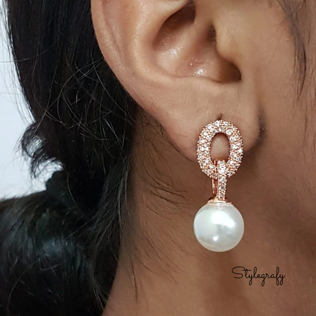 Interlock Studded Pearl Drops