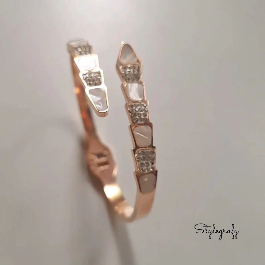 Rosegold Alberta Cuff Bracelet