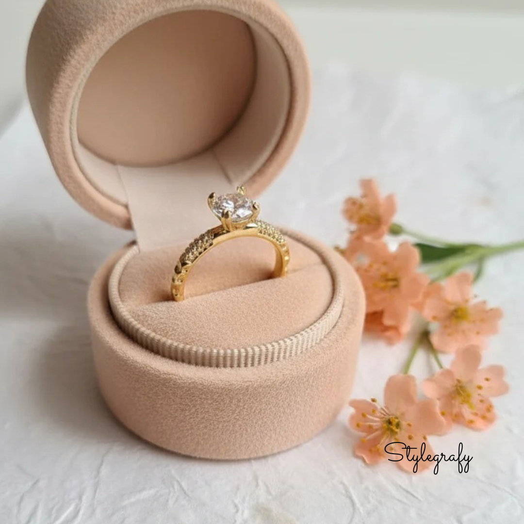 Propose Me Solitaire Golden Ring