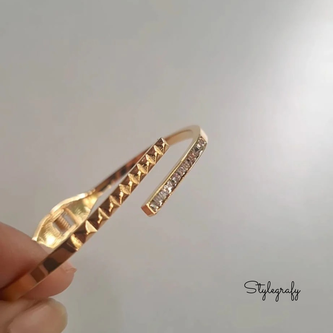 Golden Janet Bracelet