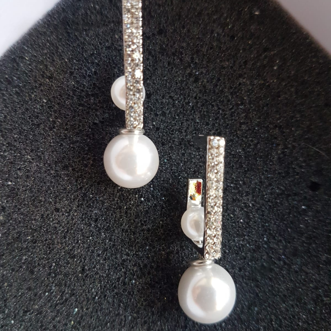 Silver Frame Pearl Drops