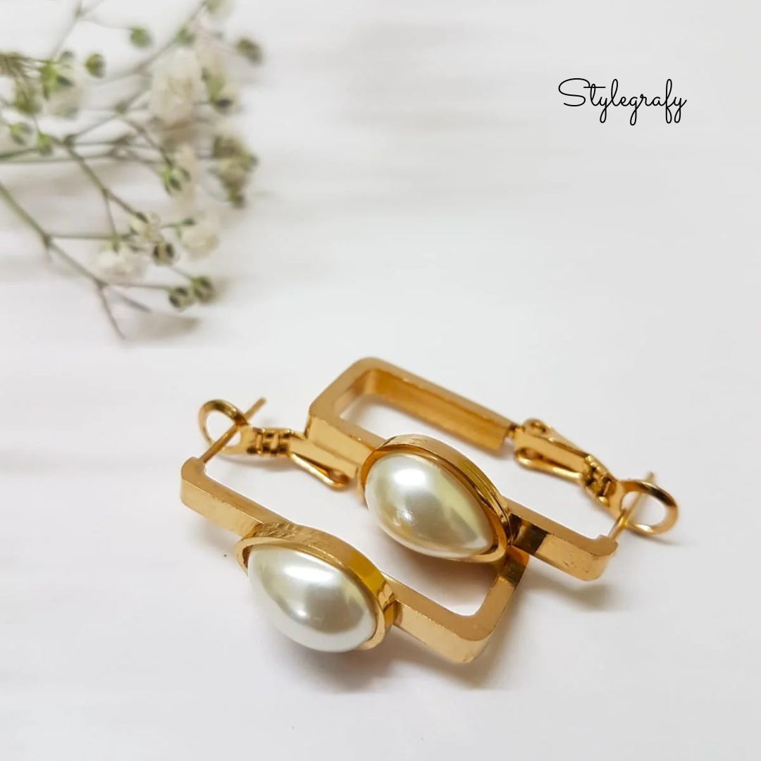 Oblong Dew Drop Earrings