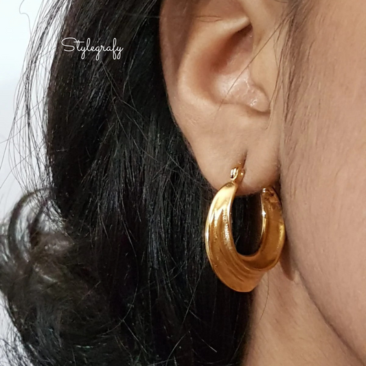 Smooth Circle Hoop Earrings