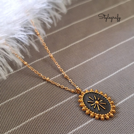 Vintage Look Necklace