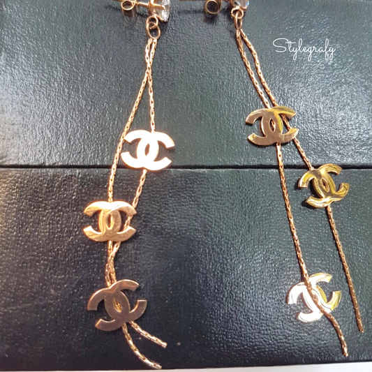 Shoulder Kiss Statement Dangler