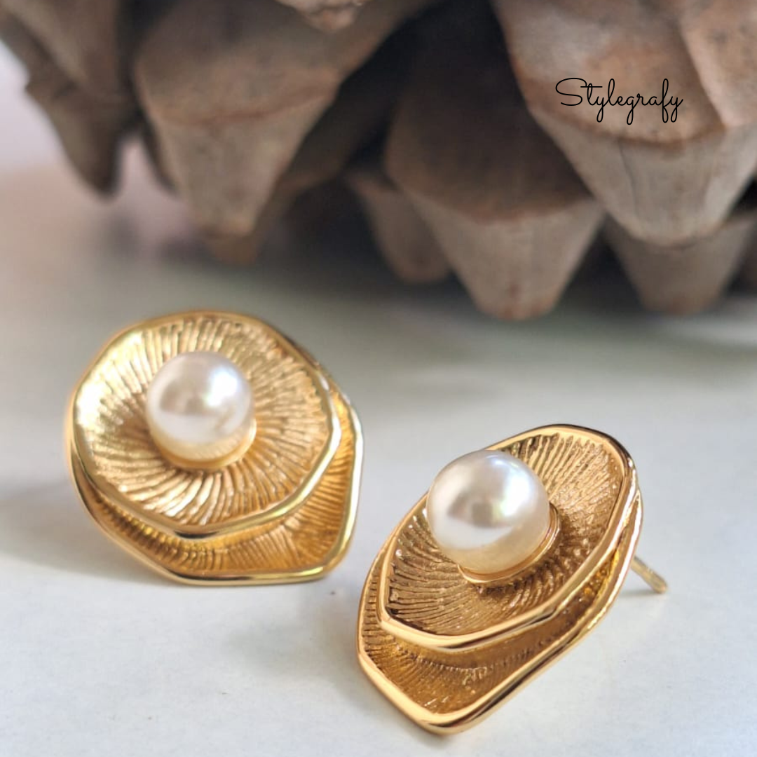 White Pearl Oyster Studs