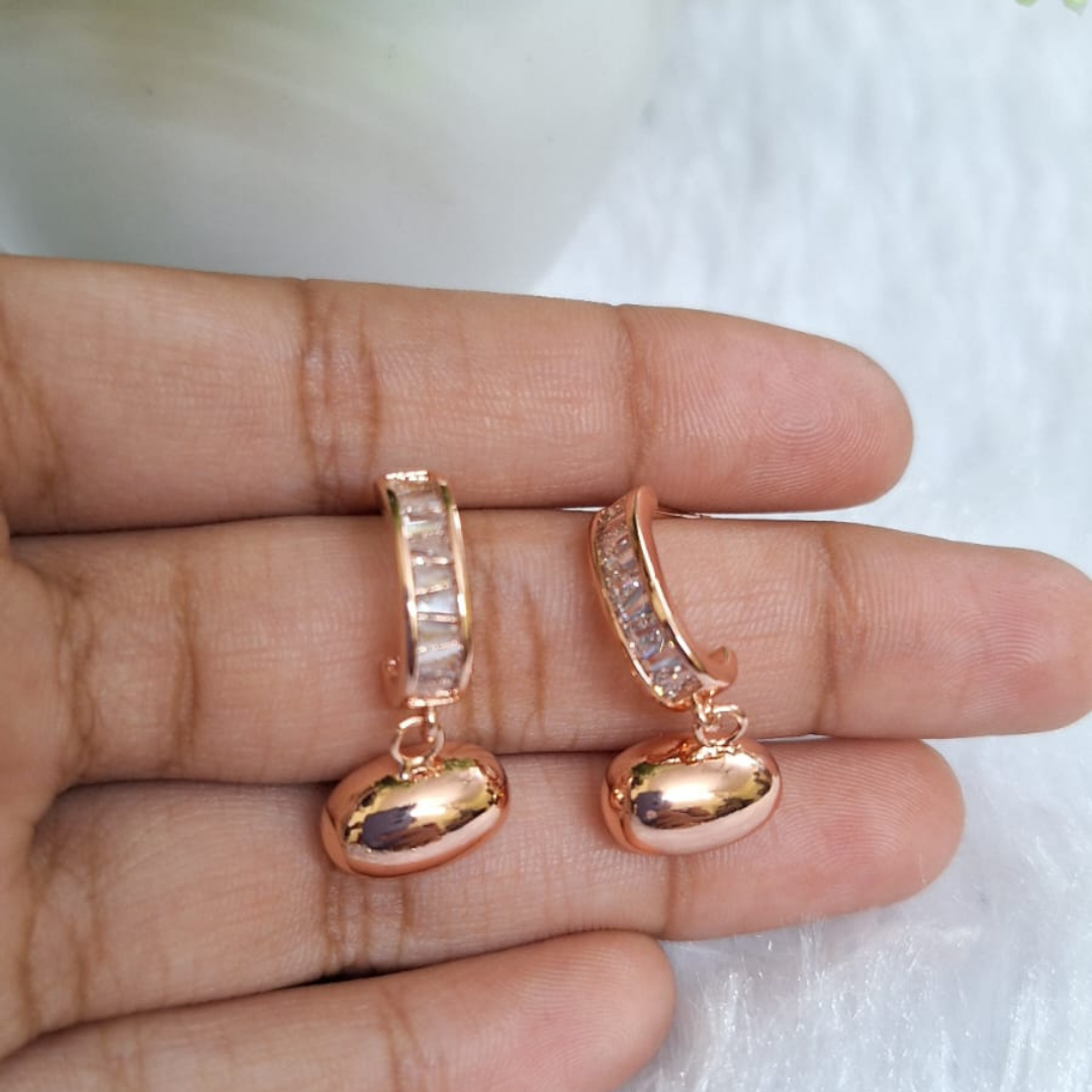 Hanging Capsule Drops
