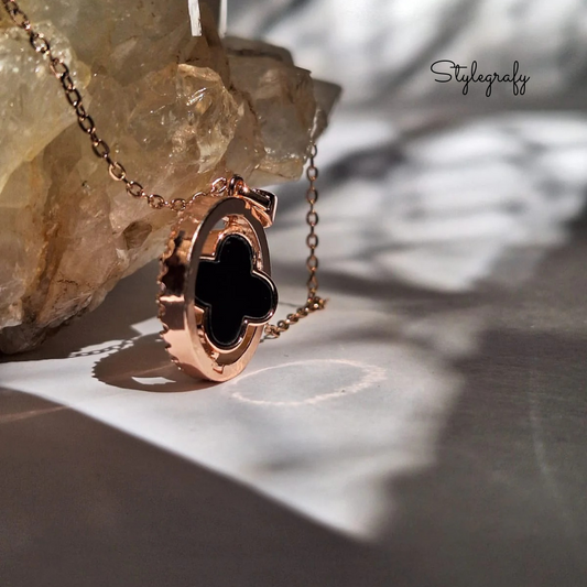 Ring Clover Necklace