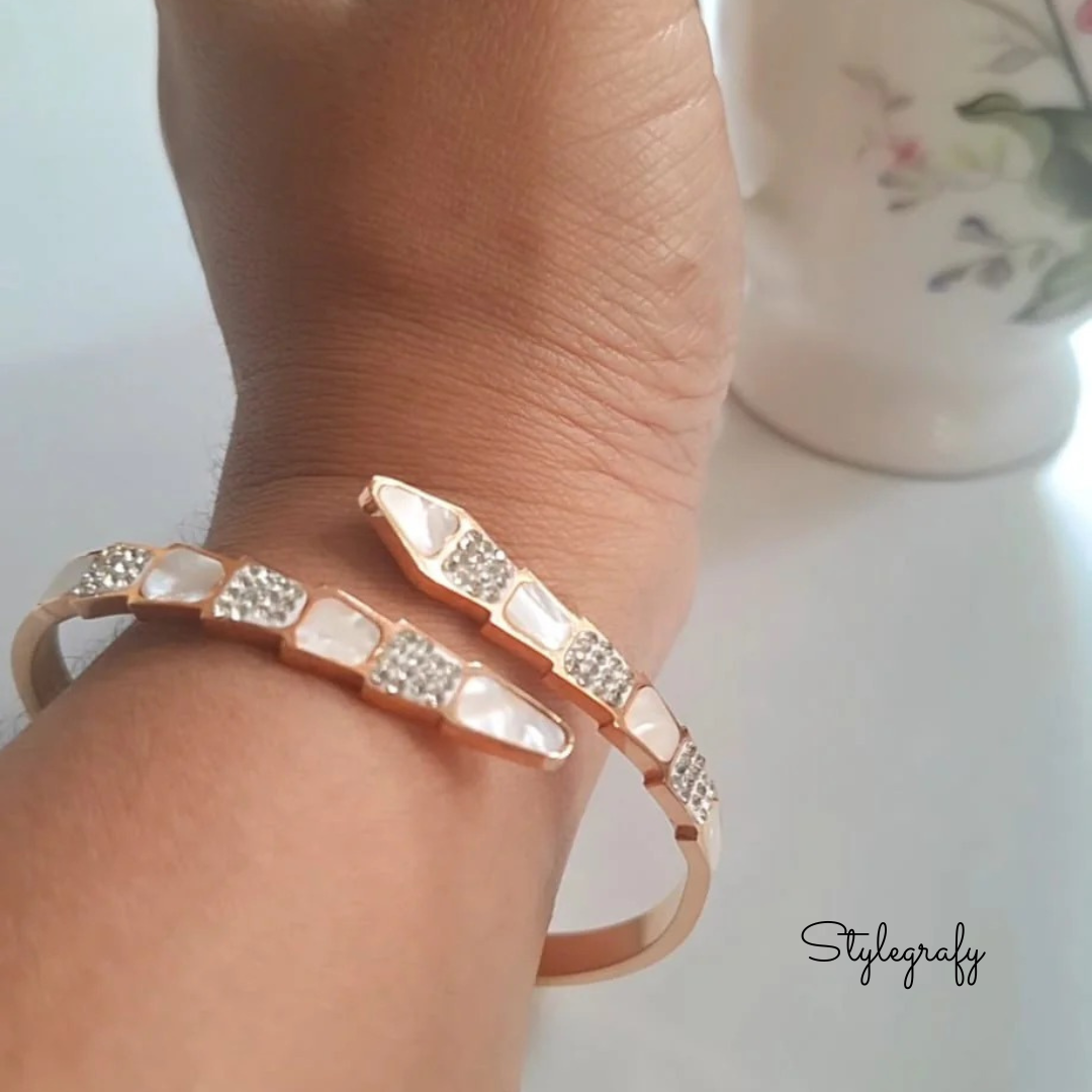 Rosegold Alberta Cuff Bracelet
