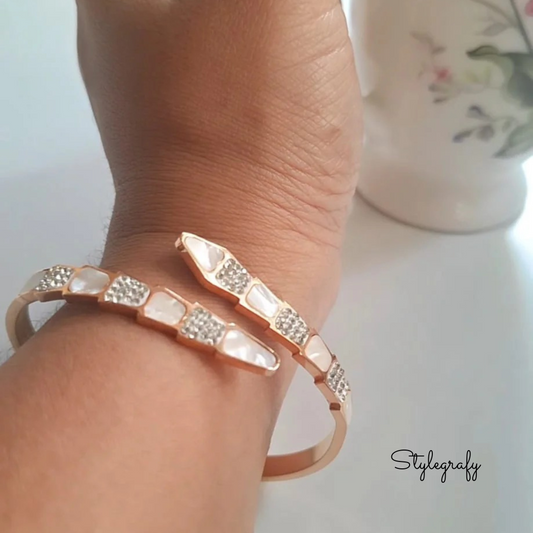 Rosegold Alberta Cuff Bracelet