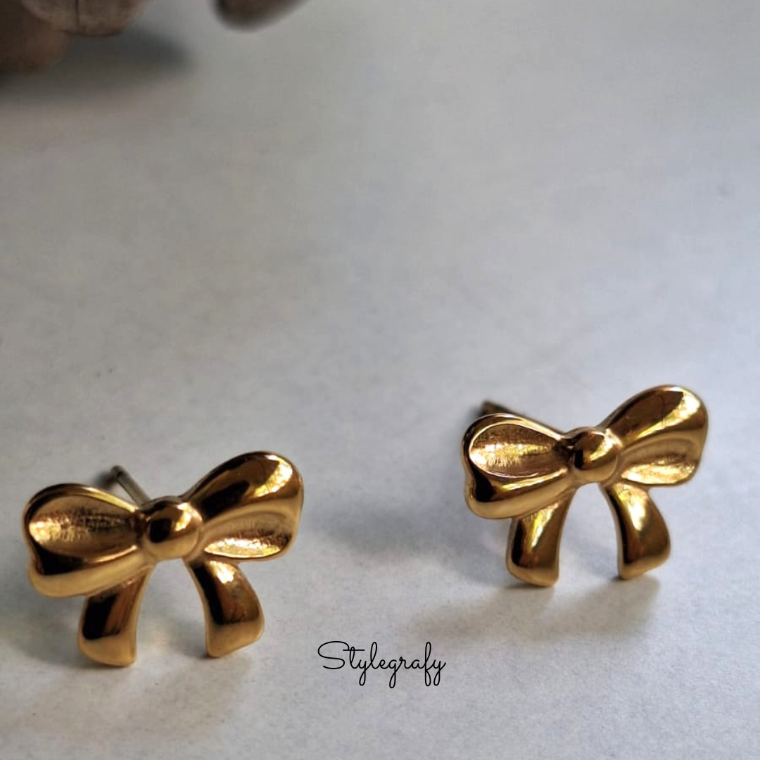 Mini Bow Studs