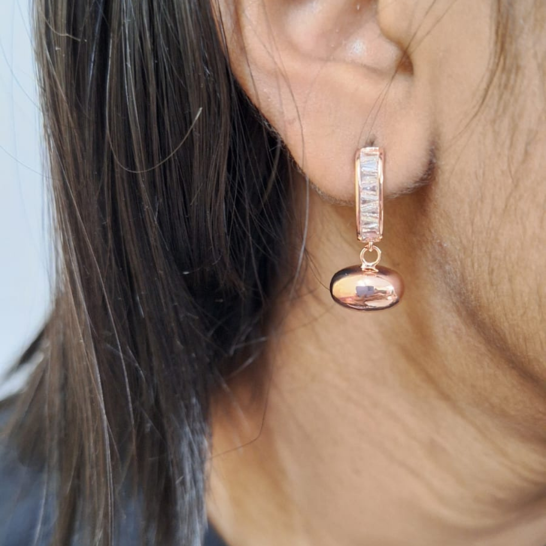 Hanging Capsule Drops