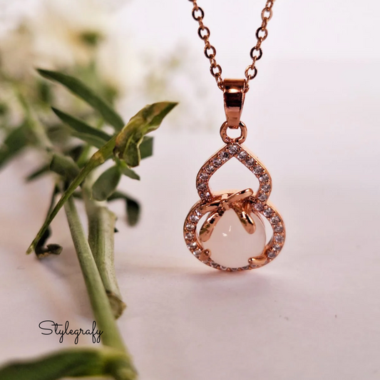 Tiny Bow Necklace