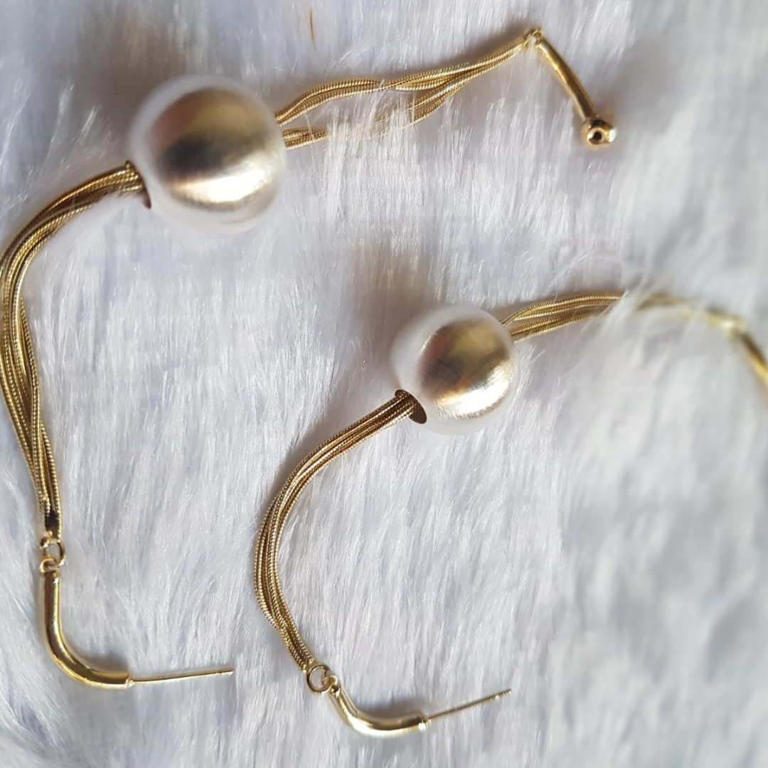Grey Pearl Multichain Earrings