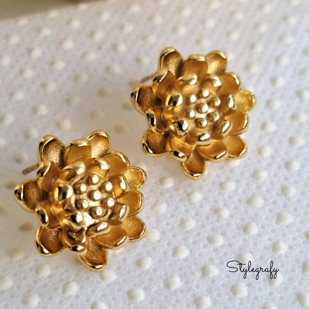 Marigold Stud Earrings